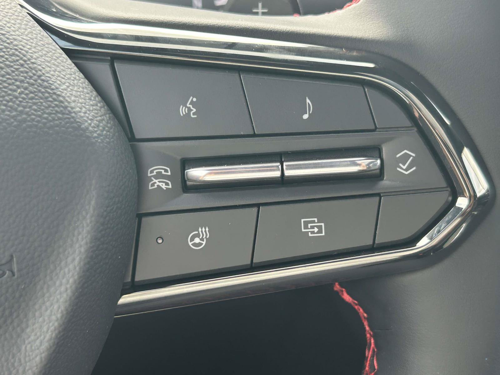 New 2026 Chevrolet Traverse RS FWD image 22
