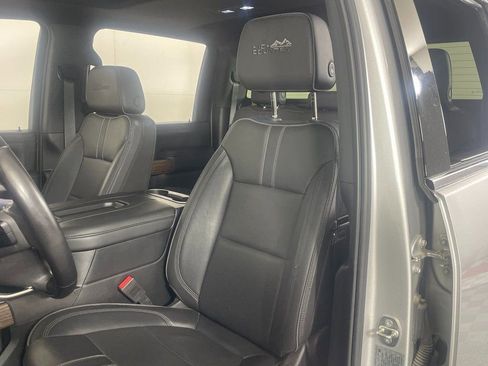 Used 2020 Chevrolet Silverado 2500 High Country w/ Technology Package image 23