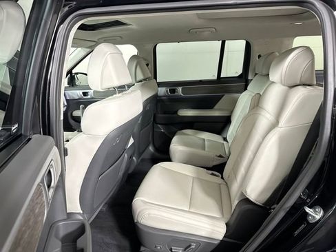 Used 2024 Hyundai Santa Fe Calligraphy image 25