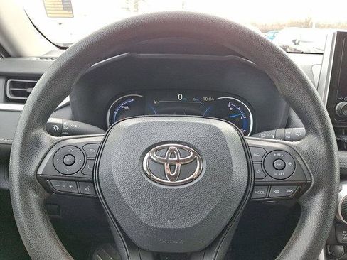 Certified 2024 Toyota RAV4 XLE image 17
