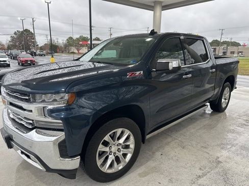 Used 2021 Chevrolet Silverado 1500 LTZ w/ LTZ Premium Package image 5