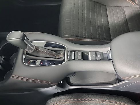 Certified 2024 Honda HR-V Sport image 32