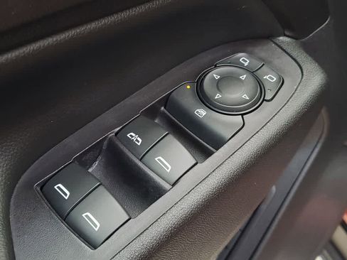 Used 2020 Chevrolet Equinox Premier image 19