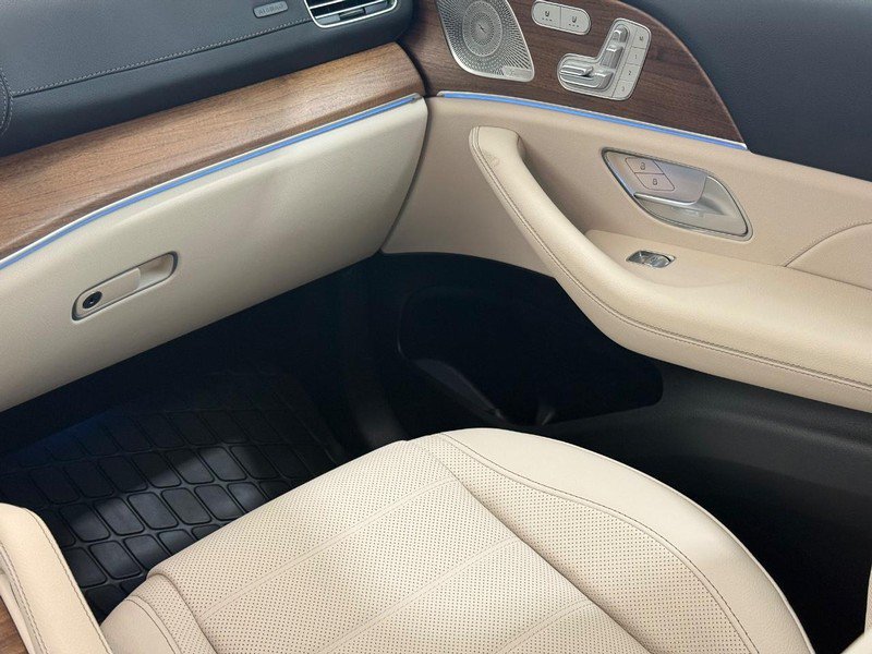 Certified 2026 Mercedes-Benz GLS 450 4MATIC image 9