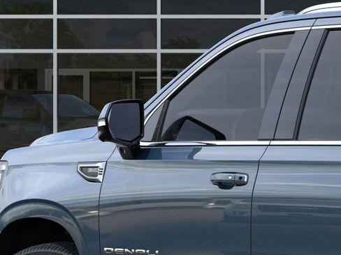 New 2026 GMC Yukon XL Denali image 12