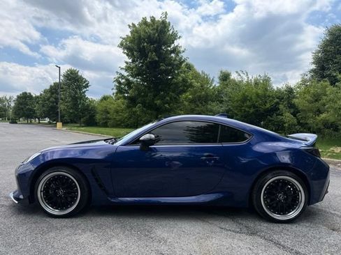 Used 2025 Toyota GR86 Premium w/ ALL Weather Mat Package (TMS) RWD image 7