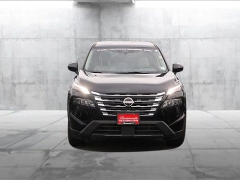 Certified 2024 Nissan Rogue SV image 4