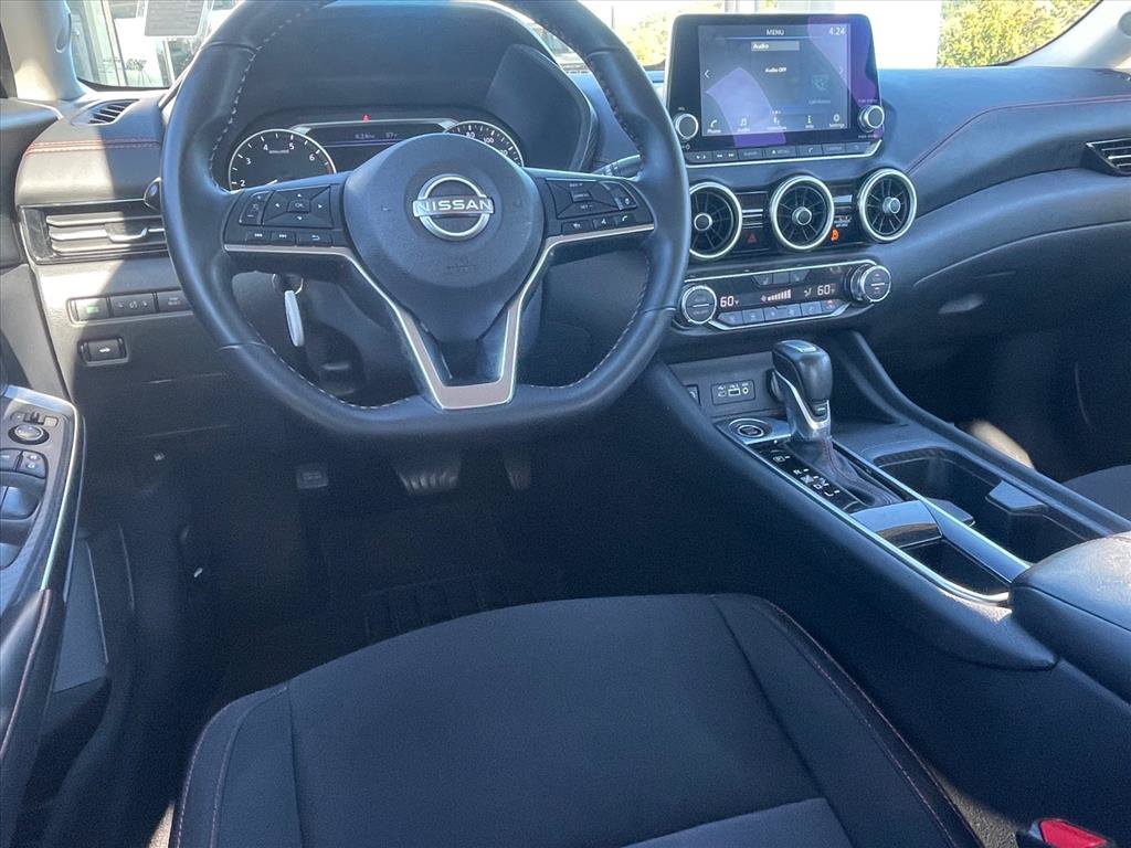 Used 2025 Nissan Sentra SR FWD image 9