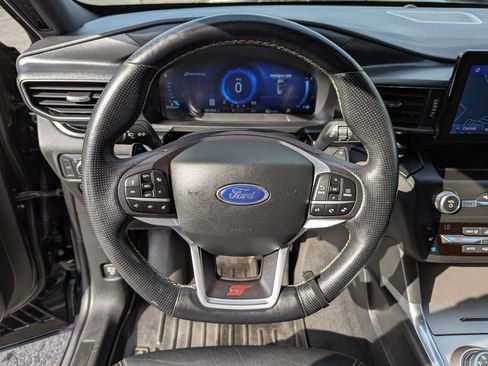 Used 2020 Ford Explorer ST AWD/4WD image 15