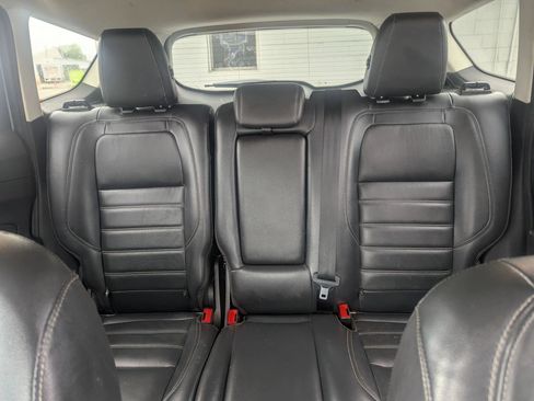 Used 2018 Ford Escape Titanium w/ Ford Safe & Smart Package AWD/4WD image 19