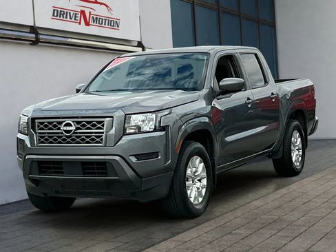 Used 2022 Nissan Frontier SV w/ Technology Package image 7