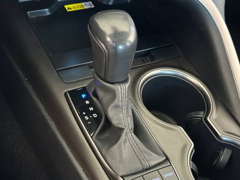 Used 2023 Toyota Camry XSE FWD image 17