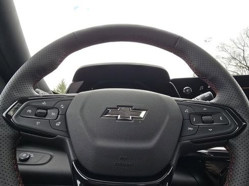 New 2026 Chevrolet Trax RS w/ Sunroof Package image 16