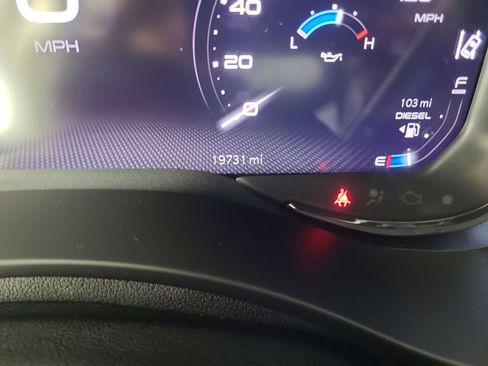 Used 2024 RAM 2500 Limited image 11