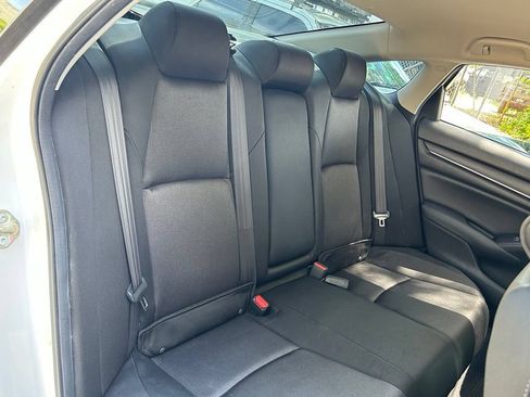 Used 2020 Honda Accord LX image 37