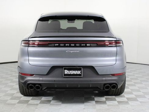New 2026 Porsche Cayenne Coupe AWD/4WD image 6