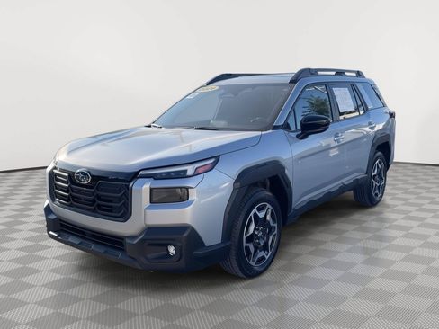Certified 2026 Subaru Outback Touring AWD/4WD image 11