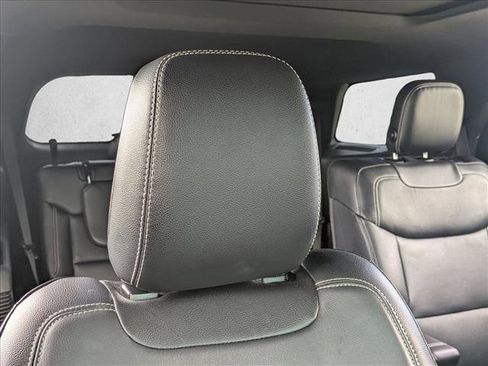 Used 2020 Ford Explorer ST w/ Premium Technology Package image 17