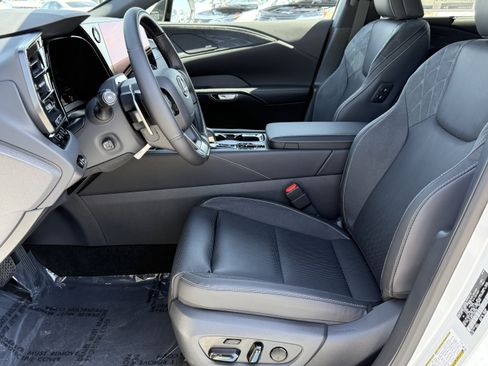 New 2026 Lexus RX 450h AWD image 19