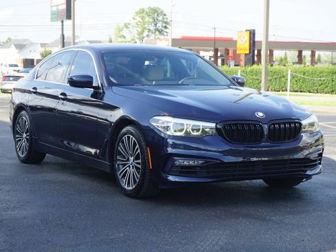 Used 2017 BMW 530i xDrive AWD/4WD image 3