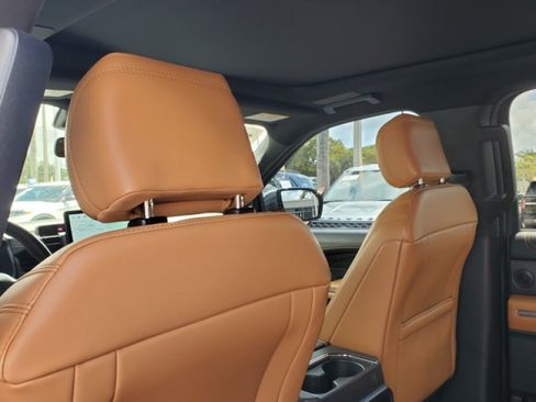 Certified 2022 Ford Expedition Max Platinum RWD image 30