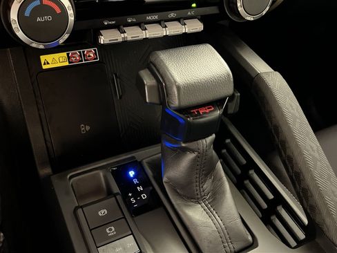 Used 2024 Toyota Tacoma TRD Sport w/ TRD Sport Upgrade Package AWD/4WD image 23