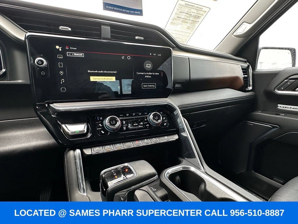 Used 2024 GMC Sierra 1500 Denali w/ Technology Package AWD/4WD image 14