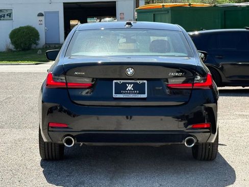 Used 2025 BMW 330i xDrive Sedan image 6