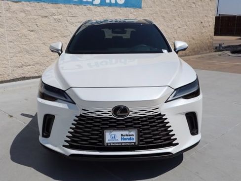 Used 2024 Lexus RX 350 FWD w/ Convenience Package image 3