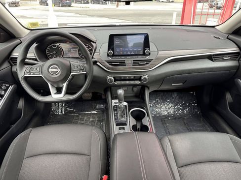 Certified 2023 Nissan Altima 2.5 SV AWD/4WD image 14