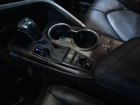 Used 2024 Toyota Camry XSE image 18