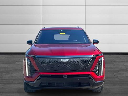 Certified 2026 Cadillac Vistiq Sport w/ LPO, Floor Liner Package AWD/4WD image 8