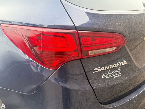 Used 2018 Hyundai Santa Fe Sport image 9