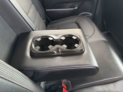 Used 2022 GMC Canyon AT4 image 23