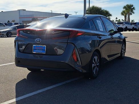 Certified 2018 Toyota Prius Prime Advanced image 3