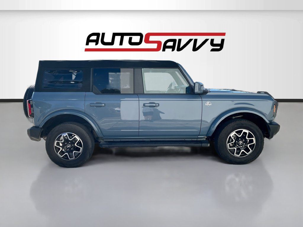 Used 2024 Ford Bronco Outer Banks AWD/4WD image 8