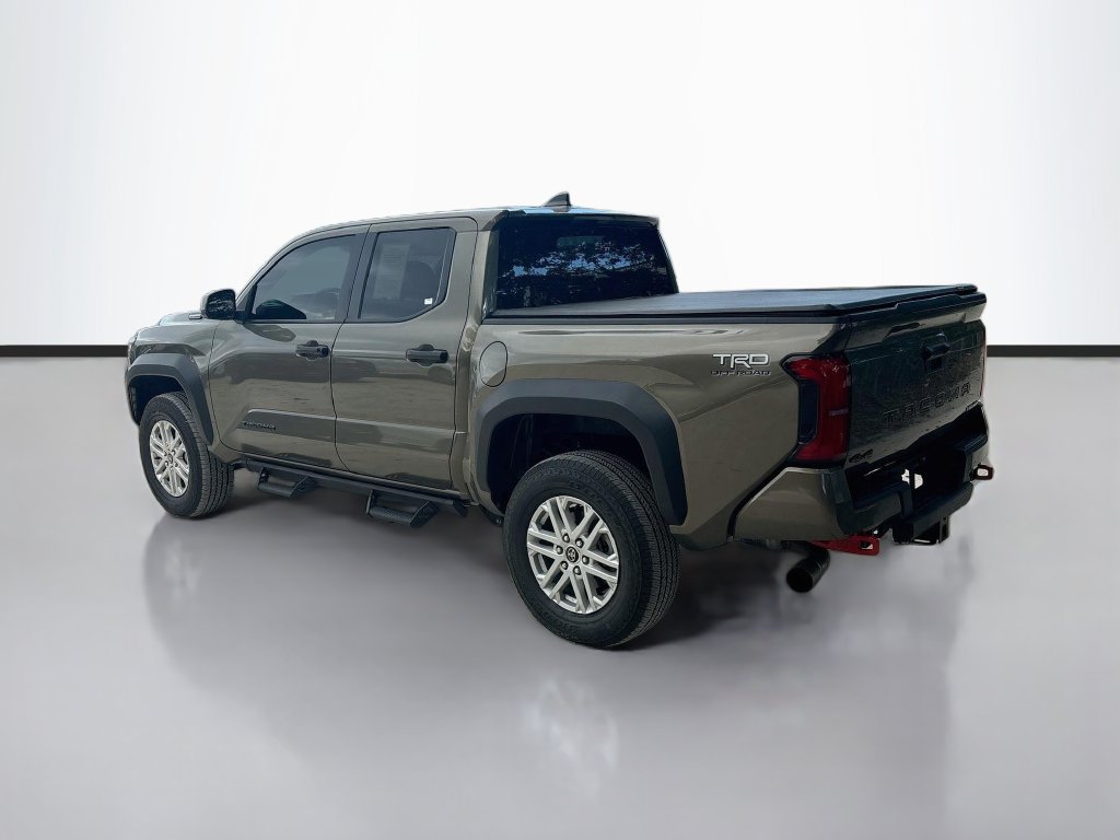 Used 2025 Toyota Tacoma TRD Off-Road AWD/4WD image 7
