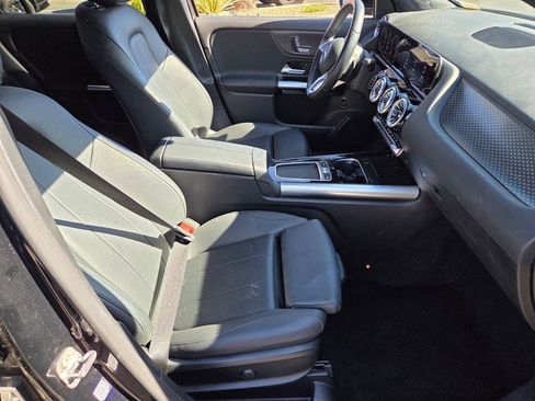 Used 2025 Mercedes-Benz GLA 250 image 15