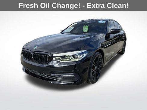 Used 2017 BMW 540i xDrive image 3