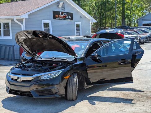 Used 2016 Honda Civic LX image 8