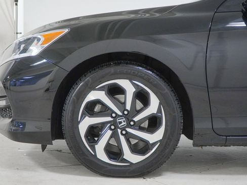 Used 2016 Honda Accord EX-L image 16