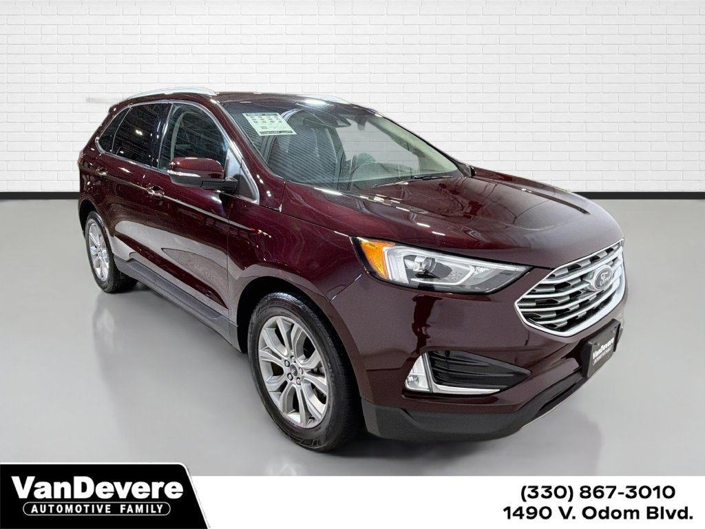 Used 2019 Ford Edge Titanium w/ Cold Weather Package AWD/4WD image 1