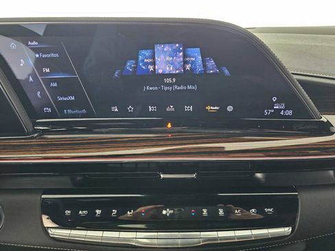 Used 2023 Cadillac Escalade Premium Luxury w/ Performance Package image 27