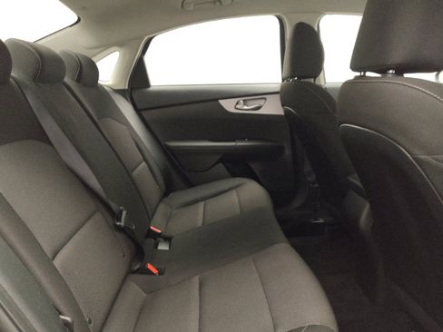 Used 2024 Kia Forte LXS image 19