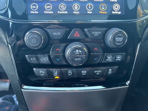 Used 2020 Jeep Grand Cherokee Altitude image 21