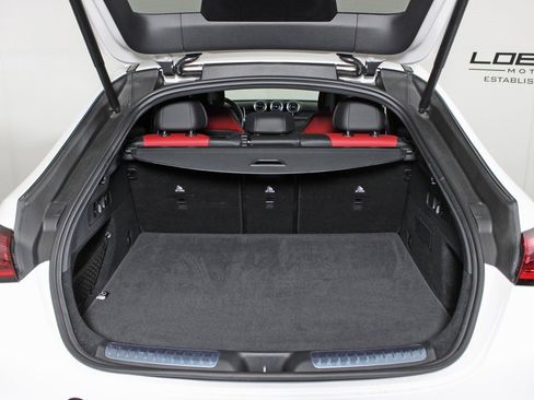 Certified 2025 Mercedes-Benz GLC 300 4MATIC image 9