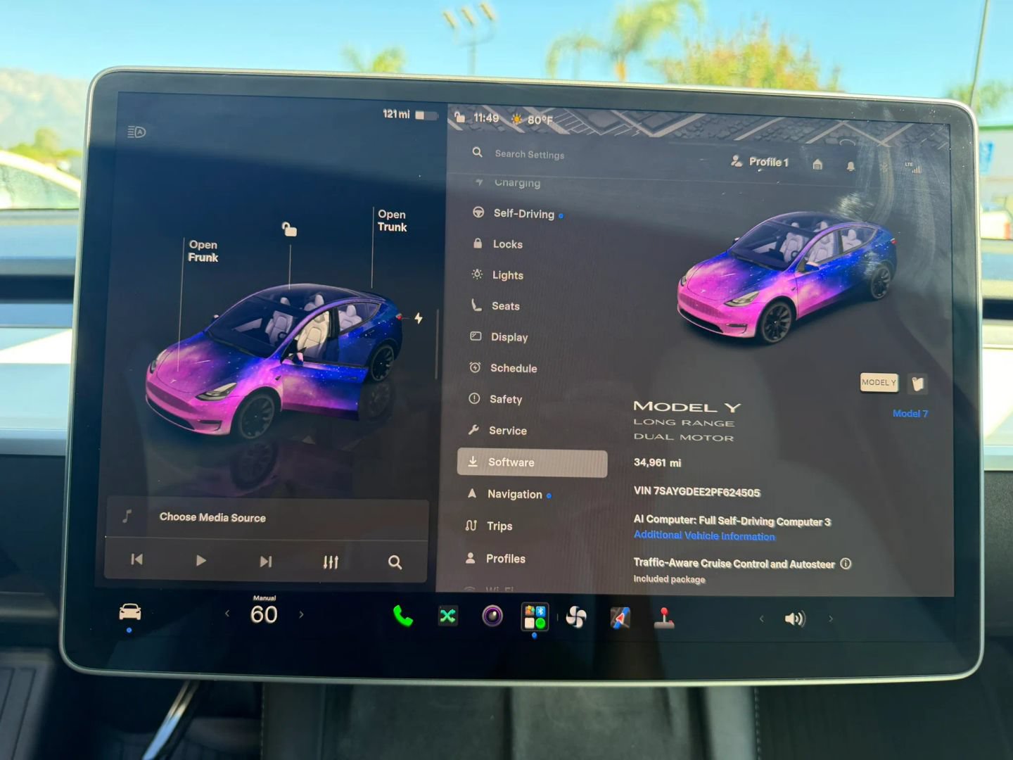 Used 2023 Tesla Model Y AWD image 31