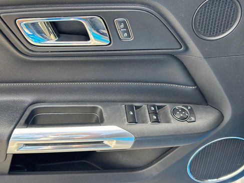 Used 2017 Ford Mustang Premium RWD image 16