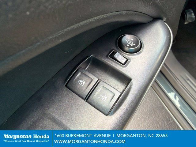 Used 2018 Chevrolet Colorado LT AWD/4WD image 14