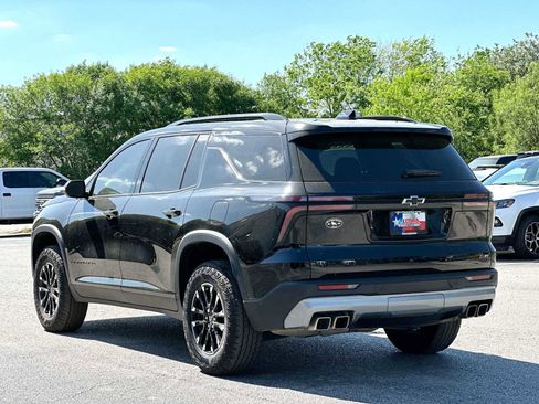 Used 2025 Chevrolet Traverse Z71 w/ LPO, Floor Liner Package image 13